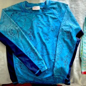 Hanna Andersson swim shirt size 120cm
